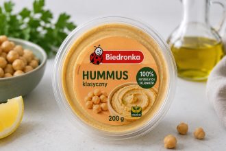 Ciecierzyca kontra ciecierzyca — dyskontowy pojedynek hummusów kubek po kubku.
